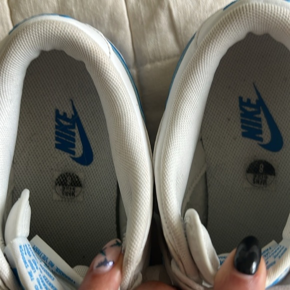 Men’s Nike Dunk Sneakers - Picture 8 of 10